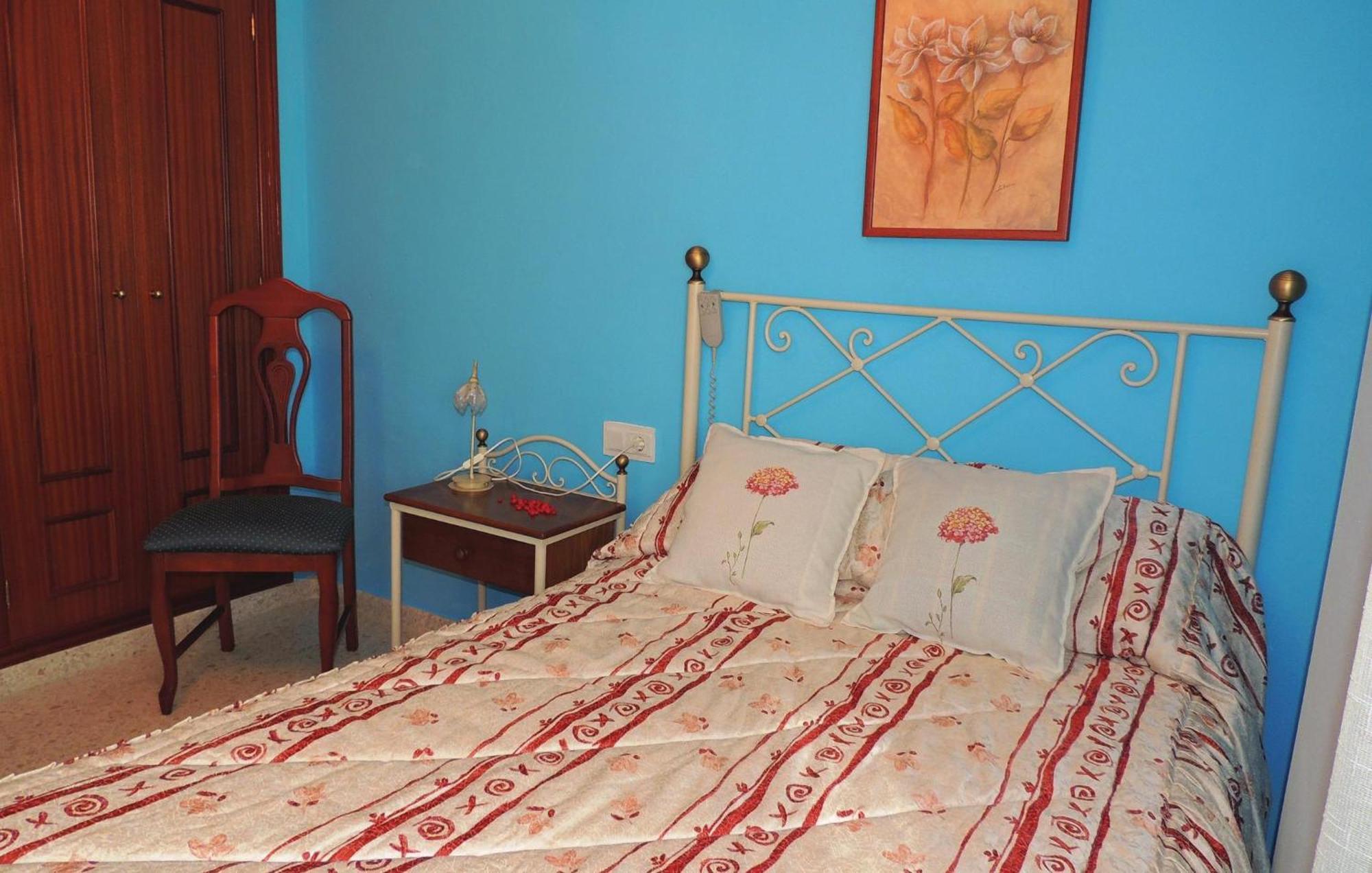 3 Bedroom Nice Apartment In Jerez De La Frontera Exterior photo