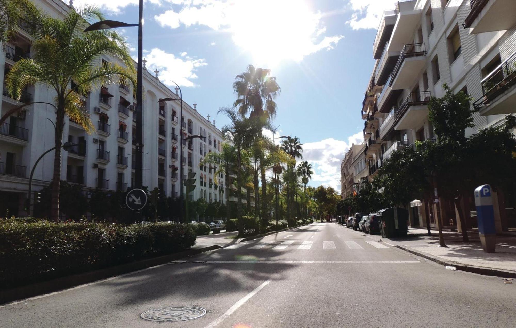 3 Bedroom Nice Apartment In Jerez De La Frontera Exterior photo